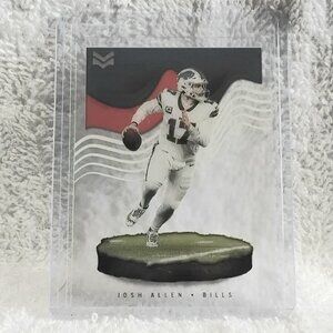 3/$25 Mint 2022 Panini Chronicles Josh Allen Clear Cut NFL Card MAG-2!!